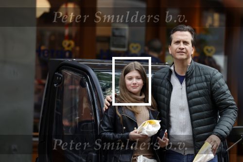 Amsterdam 14 mei 2021
Quincy Schellevis met zijn dochter in Amsterdam zuid