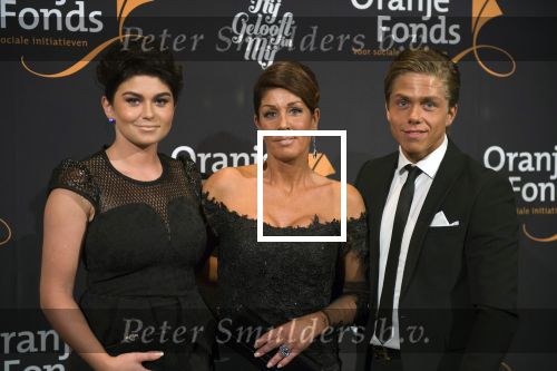 Amsterdam 9 september2013
Koningin Maxima op bezoek bij hij gelooft in mij in nieuwe de la mar.
Rachel Dre en Roxeanne Hazes waren ook aanwezig.