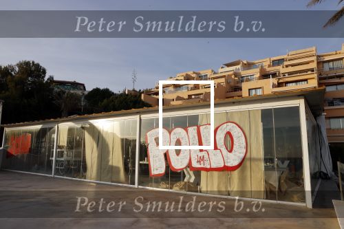 Ibiza 23 april 2021
Wesley Sneijder heeft in Jesus een huis te koop staan. Hij heeft er ook nog een prachtige villa samen met Yolanthe Cabau. Restaurant Xaxa staat te koop.