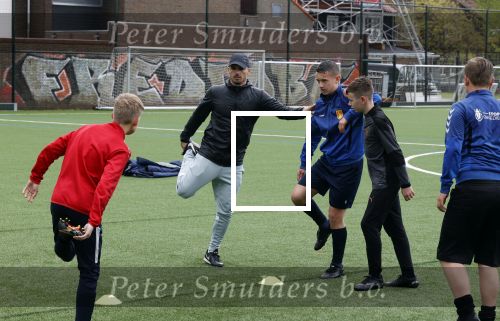 Utrecht 16 mei 2021
Eerste dag van de Sneijder Acadamy . De voetbalschool wordt geleid door Wesley Sneijder Rodney Sneijder  Tarik Divarci en Reduan Diba . Ze trainen op de velden van DHSC. Ook de zoon van Wesley Jessey traint mee.