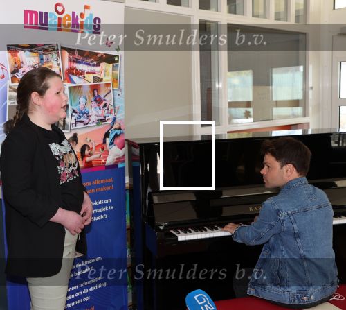 Rotterdam, 23 April 2021
Sophia Kinderziekenhuis
Roel v Velzen met de kinderen Lotte Riegen en Noud Kradolfer