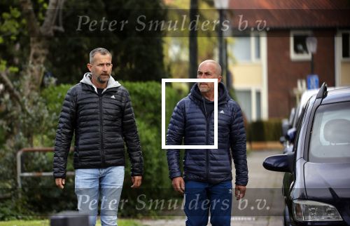 Weesp 14 mei 2021
Rolf Koster met partner in het centrum van Weesp.