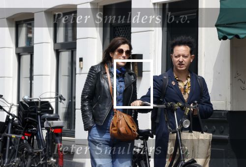 Amsterdam 14 mei 2021
Rop Verheijen met een vriendin in amsterdam zuid