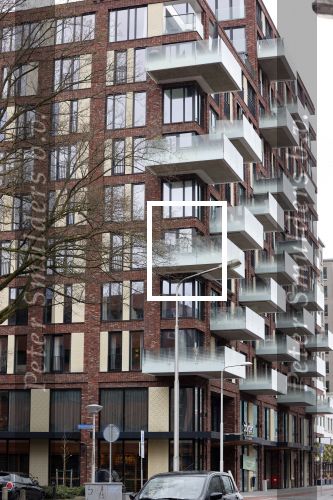 Amsterdam/ Amstelveen  10 april 2021
Ruud Gullit en zijn vriendin Karin de Rooij op de cornelis schuytstraat. Ze hebben samen een appartement in Amstelveen