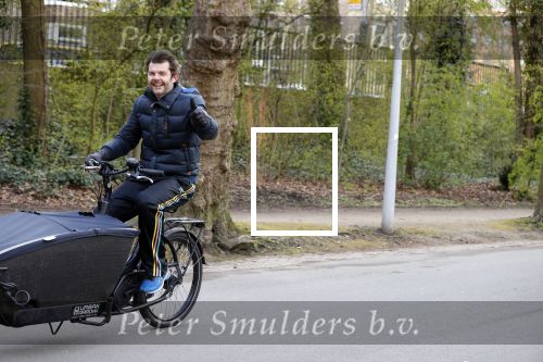Amsterdam 15 april 2021
Sander lantinga met bakfiets in het Vondelpark