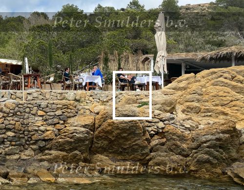 Ibiza 6 mei 2021
Sergio Herman met zijn nieuwe vriendin bij restaurant Es Xarcu