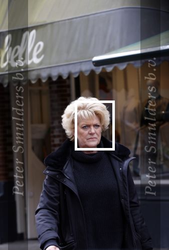 Amsterdam 7 april 2021
Simone Kleinsma doet boodschappen op de cornelis schuytstraat en gaat daarna naar de voetpedicure