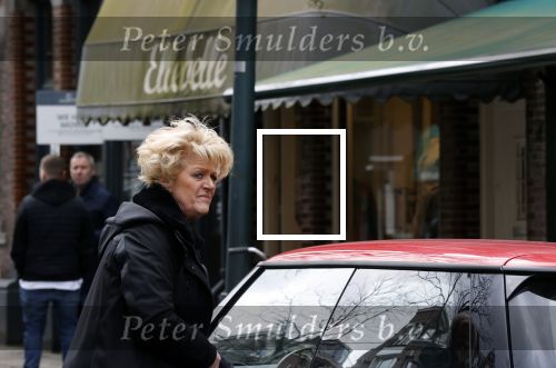 Amsterdam 7 april 2021
Simone Kleinsma doet boodschappen op de cornelis schuytstraat en gaat daarna naar de voetpedicure