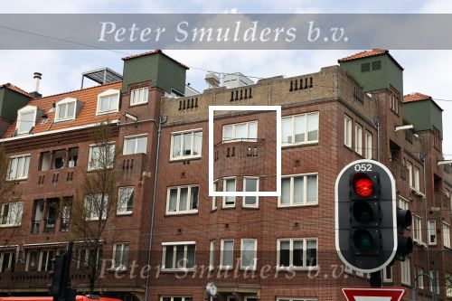 Amsterdam 7 april 2021
Simone Kleinsma doet boodschappen op de cornelis schuytstraat en gaat daarna naar de voetpedicure. Oude huis / appartement van Simone Kleinsma waar ze woonde met haar man Guus Verstraete