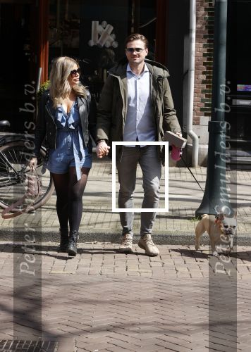Amsterdam 17 april 2021
Stephanie Tency en haar vriend Mark op straat in Amsterdam zuid.