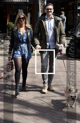 Amsterdam 17 april 2021
Stephanie Tency en haar vriend Mark op straat in Amsterdam zuid.