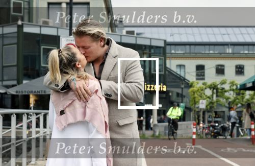Amsterdam 15 mei 2021
Thomas Berge met zijn nieuwe vriendin Elianne Zweipfenning in het centrum van Amsterdam.