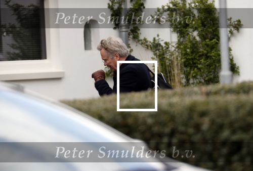 Amsterdam / Huizen 8 april 2021
Tom Egbers en janke Dekker verhuizen van Amsterdam naarHuizen . Een verhuisbedrijf verzorgt de verhuizing van het oude naar nieuwe huis.