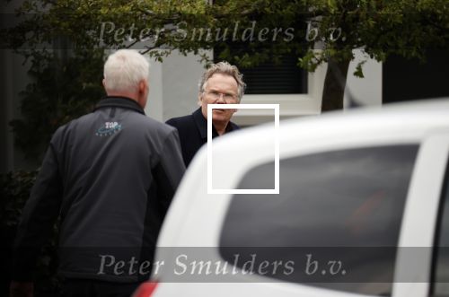 Amsterdam / Huizen 8 april 2021
Tom Egbers en janke Dekker verhuizen van Amsterdam naarHuizen . Een verhuisbedrijf verzorgt de verhuizing van het oude naar nieuwe huis.