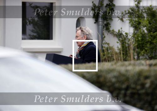 Amsterdam / Huizen 8 april 2021
Tom Egbers en janke Dekker verhuizen van Amsterdam naarHuizen . Een verhuisbedrijf verzorgt de verhuizing van het oude naar nieuwe huis.