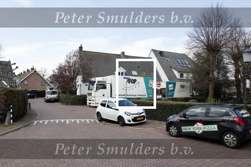 Amsterdam / Huizen 8 april 2021
Tom Egbers en janke Dekker verhuizen van Amsterdam naarHuizen . Een verhuisbedrijf verzorgt de verhuizing van het oude naar nieuwe huis.