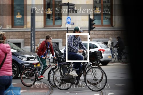 Amsterdam 20 mei 2021
Vincent Croiset met zijn zoon op de fiets in Amsterdam zuid