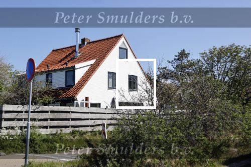 Bergen aan zee 12 mei 2021
Huis van Youp v t Hek en zijn vrouw Debbie Petter