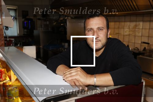 Sint Willebrord 7 mei 2021
Yousef Barakat in zijn snackbar.
