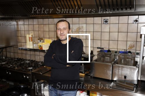 Sint Willebrord 7 mei 2021
Yousef Barakat in zijn snackbar.
