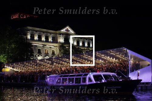 Amsterdam 5 mei 2022
5 mei concert op de amstel bij Carre met oa aanwezig Koning Willem Alexander en Koningin Maxima .