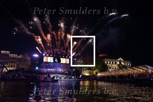 Amsterdam 5 mei 2022
5 mei concert op de amstel bij Carre met oa aanwezig Koning Willem Alexander en Koningin Maxima .