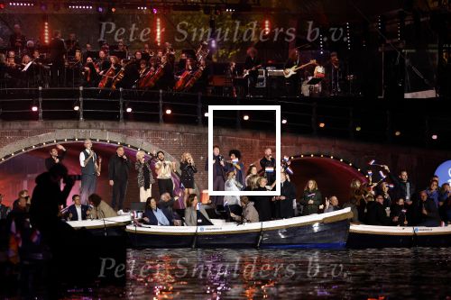 Amsterdam 5 mei 2022
5 mei concert op de amstel bij Carre met oa aanwezig Koning Willem Alexander en Koningin Maxima .