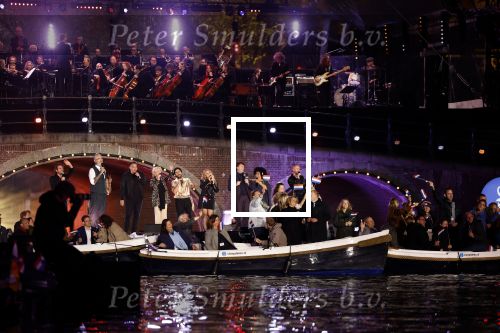 Amsterdam 5 mei 2022
5 mei concert op de amstel bij Carre met oa aanwezig Koning Willem Alexander en Koningin Maxima .