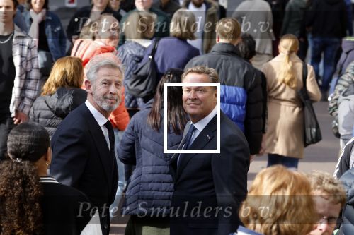 Amsterdam 4 m2i 2022
Dodenherdenking op de dam . Aanwezig oa Koning Willem Alexander Koningin Maxima Mark Rutte en burgemeester Femke Halsema . Albert Verlinde en Onno Hoes