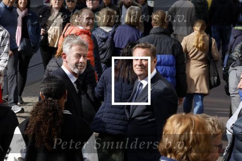 Amsterdam 4 m2i 2022
Dodenherdenking op de dam . Aanwezig oa Koning Willem Alexander Koningin Maxima Mark Rutte en burgemeester Femke Halsema . Albert Verlinde en Onno Hoes