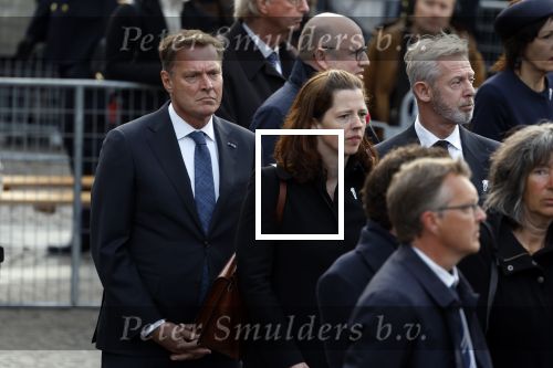 Amsterdam 4 m2i 2022
Dodenherdenking op de dam . Aanwezig oa Koning Willem Alexander Koningin Maxima Mark Rutte en burgemeester Femke Halsema . Albert Verlinde en Onno Hoes