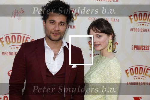 Amsterdam 10 mei 2022
Premiere Foodies in Tuschinski met oa Ilse warringa Holly Brood Sanne Langelaar Sanne Vogel Sinan Eroglu Quiah Shilue Roue Verveer en Johanna Hagen. Alkan Coklu met Shelley Bos