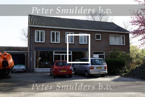 Ijhorst Staphorst 19 april 2022
Anne Lok vertrekt vanaf haar huis naar het stadhuis van Staphorst