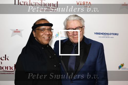 Maastricht 8 mei 2022
Premiere dagboek van en herdershond in het MECC .
Barrie Stevens kwam met een kennis