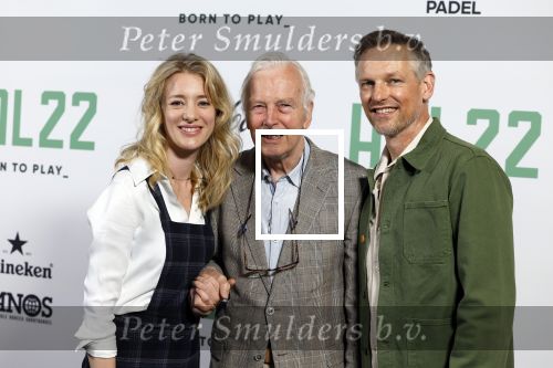 Utrecht 24 april 2022
Opening hal 22.        ( Padel bowling fitness en squash)
De eigenaren zijn Marco v Basten Frank Rijkaard Parry Overeem Barry Atsma en Edwin Oosterlaar. Barry kwam met zijn partner Noortje Herlaar en zijn 2 dochter. Ook zijn vader was erbij . Die werd die dag 80 jaar oud.