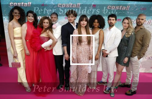 Amsterdam 20 april 2022
Premiere Costa in Tuschinski. Castleden oa , Katja Schuurman Abbey Hoes Soy Kroon Stephanie v Eer Oscar Aerts Sinan Eroglu Roeland Fernhout Tina de Bruin en Lisa Zweerman . De regisseur is Jon Karhaus en Diederik Jekel heeft het script geschreven.