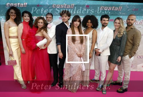 Amsterdam 20 april 2022
Premiere Costa in Tuschinski. Castleden oa , Katja Schuurman Abbey Hoes Soy Kroon Stephanie v Eer Oscar Aerts Sinan Eroglu Roeland Fernhout Tina de Bruin en Lisa Zweerman . De regisseur is Jon Karhaus en Diederik Jekel heeft het script geschreven.