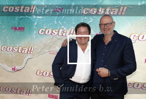 Amsterdam 20 april 2022
Premiere Costa in Tuschinski. Castleden oa , Katja Schuurman Abbey Hoes Soy Kroon Stephanie v Eer Oscar Aerts Sinan Eroglu Roeland Fernhout Tina de Bruin en Lisa Zweerman . De regisseur is Jon Karhaus en Diederik Jekel heeft het script geschreven. Colin Endemol met collega