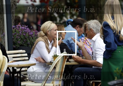 Amsterdam 7 mei 2022
Denise Boehoff met haar vriend Mike Kesseler in Amsterdam zuid.