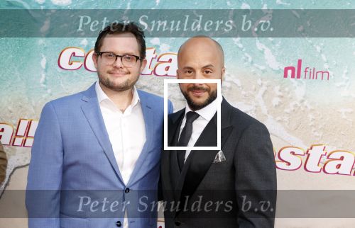 Amsterdam 20 april 2022
Premiere Costa in Tuschinski. Castleden oa , Katja Schuurman Abbey Hoes Soy Kroon Stephanie v Eer Oscar Aerts Sinan Eroglu Roeland Fernhout Tina de Bruin en Lisa Zweerman . De regisseur is Jon Karhaus en Diederik Jekel heeft het script geschreven.