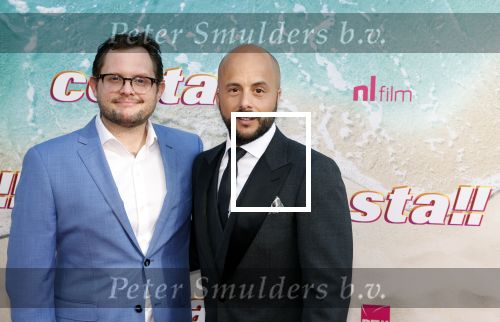 Amsterdam 20 april 2022
Premiere Costa in Tuschinski. Castleden oa , Katja Schuurman Abbey Hoes Soy Kroon Stephanie v Eer Oscar Aerts Sinan Eroglu Roeland Fernhout Tina de Bruin en Lisa Zweerman . De regisseur is Jon Karhaus en Diederik Jekel heeft het script geschreven.