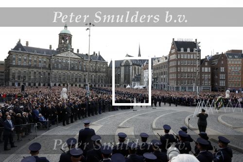 Amsterdam 4 m2i 2022
Dodenherdenking op de dam . Aanwezig oa Koning Willem Alexander Koningin Maxima Mark Rutte en burgemeester Femke Halsema .