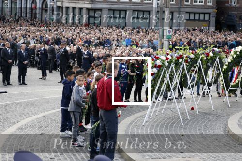 Amsterdam 4 m2i 2022
Dodenherdenking op de dam . Aanwezig oa Koning Willem Alexander Koningin Maxima Mark Rutte en burgemeester Femke Halsema .