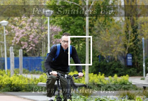 Amsterdam 15 april 2022
Dolf Jansen op zijn fiets in Amsterdam zuid