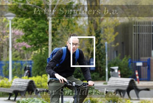 Amsterdam 15 april 2022
Dolf Jansen op zijn fiets in Amsterdam zuid