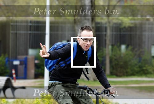 Amsterdam 15 april 2022
Dolf Jansen op zijn fiets in Amsterdam zuid