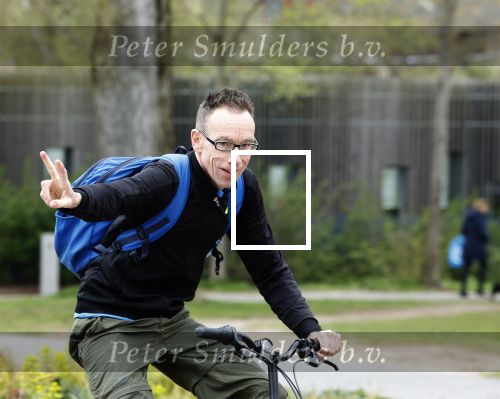 Amsterdam 15 april 2022
Dolf Jansen op zijn fiets in Amsterdam zuid