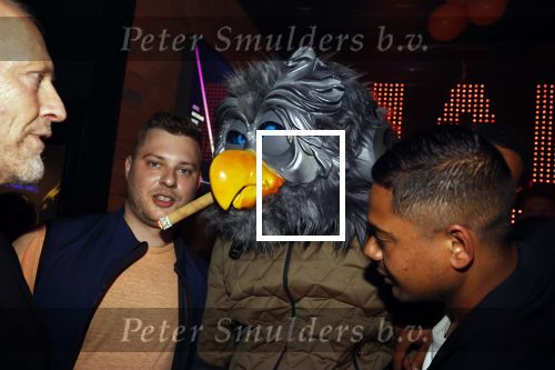 Amsterdam 27 april 2022
NFT DJ Owl (DJ Uil ) van privat Jet Piama Party komt tot leven als dj tijdens koninginnennacht . Hij Draait op het FEEV event samen met dj Marc benjamin . Founder van FEEV Duco Hiensch