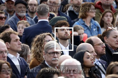 Amsterdam 4 m2i 2022
Dodenherdenking op de dam . Aanwezig oa Koning Willem Alexander Koningin Maxima Mark Rutte en burgemeester Femke Halsema . Duncan Laurence