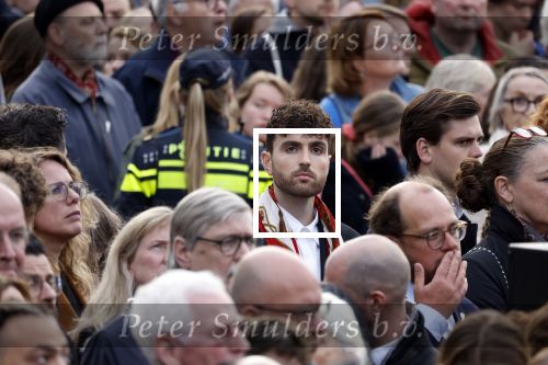 Amsterdam 4 m2i 2022
Dodenherdenking op de dam . Aanwezig oa Koning Willem Alexander Koningin Maxima Mark Rutte en burgemeester Femke Halsema . Duncan Laurence